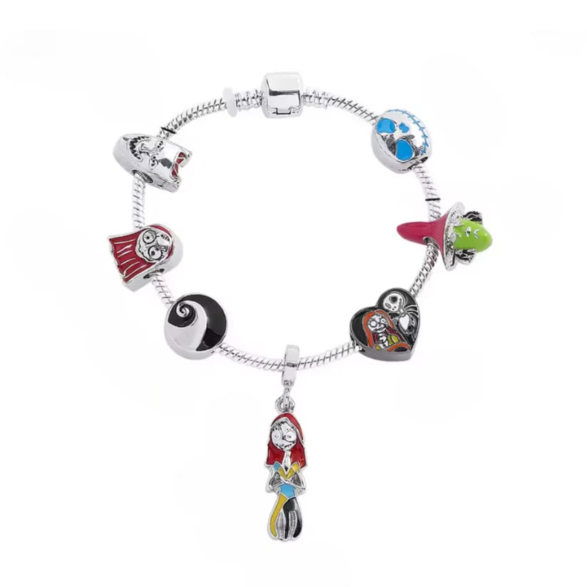 š„Hallowique⢠Halloween Treasures Charm Braceletš (Limited Edition.)